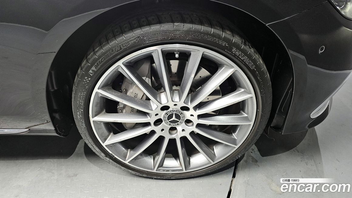 Mercedes-Benz E-Class E450 4MATIC Exclusive, 2023