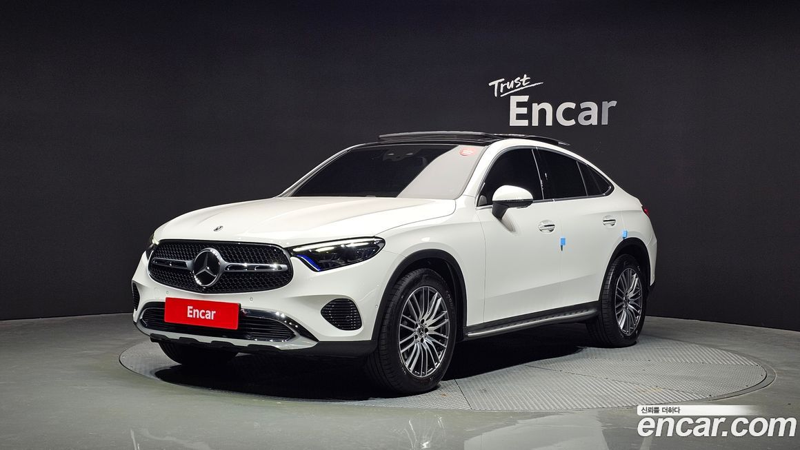 Mercedes-Benz GLC-Class GLC300 4MATIC Avnatgarde Coupe, 2025