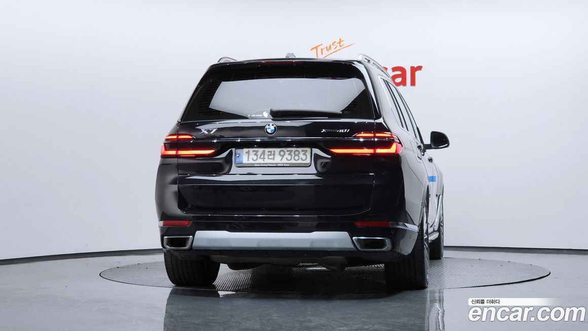 BMW X7 xDrive 40i Design Pure Excellence 7-Seater, 2024