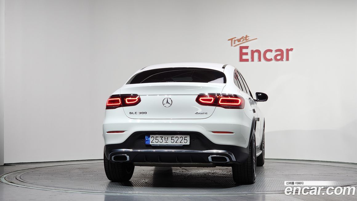 Mercedes-Benz GLC-Class GCL300 4MATIC Coupe, 2023