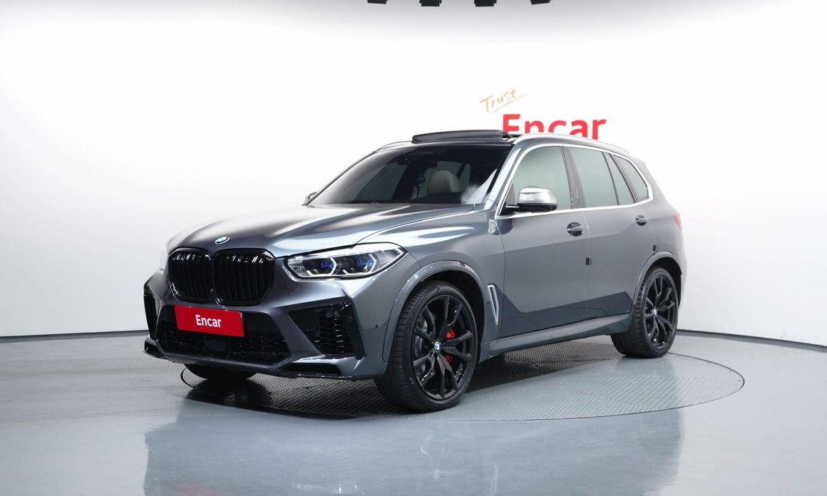 BMW X5 M50i, 2022