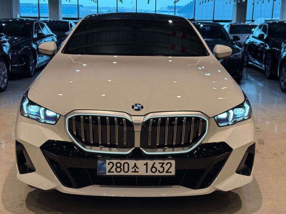 BMW 5-Series 530i xDrive M Sport, 2024