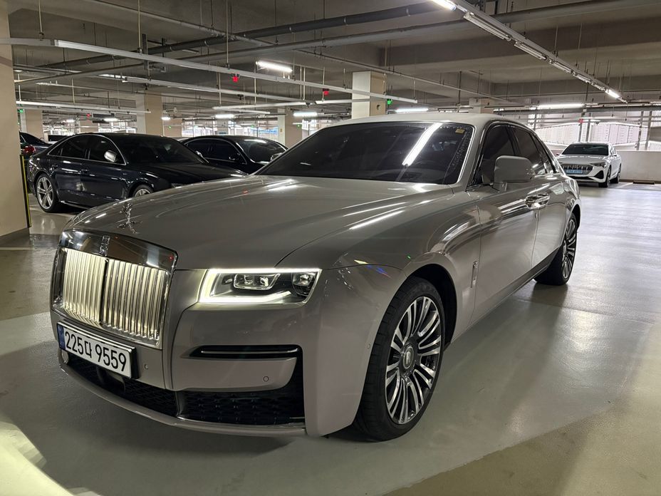 Rolls-Royce Ghost 6.7 V12, 2022