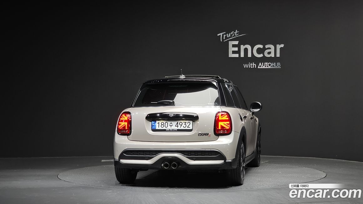 Mini Cooper 5Door Classic, 2023