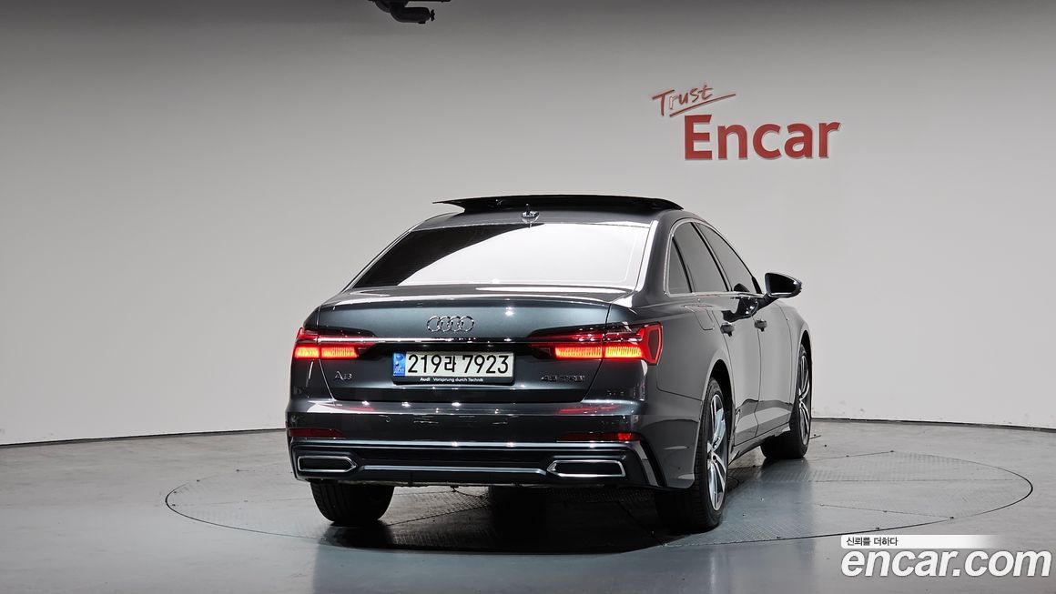 Audi A6 45 TFSI Premium, 2023
