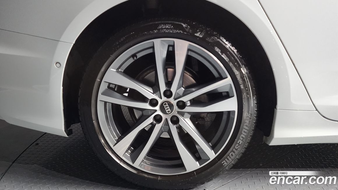 Audi A6 40 TDI Premium, 2023