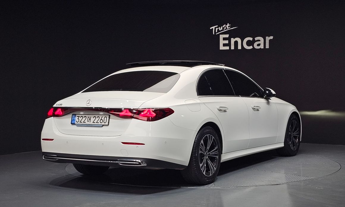Mercedes-Benz E-Class E200 Avantgarde, 2024