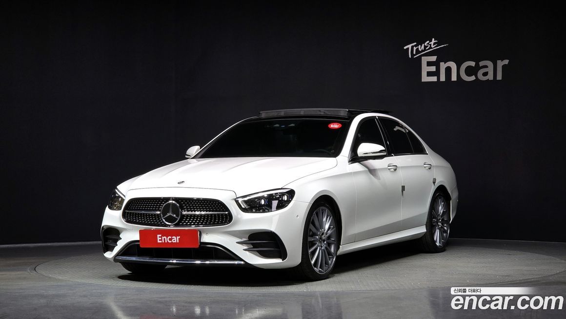 Mercedes-Benz E-Class E350 4MATIC AMG Line, 2022