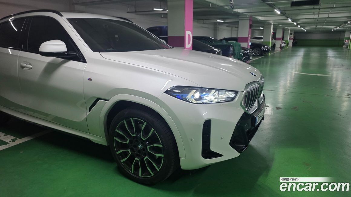 BMW X6 xDrive40i M Sport, 2025