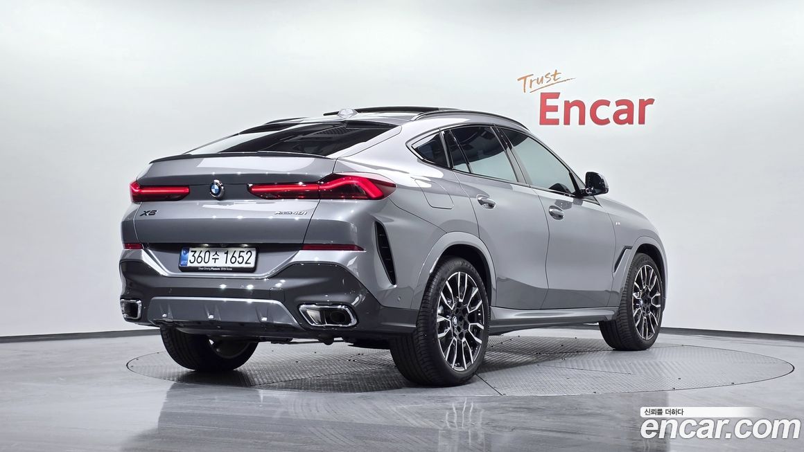 BMW X6 xDrive40i M Sport, 2025