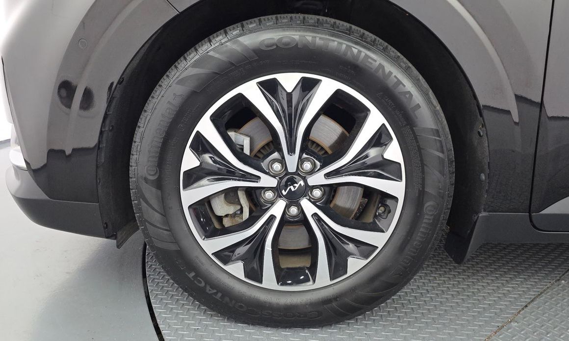 Kia Carnival 11-Seater Signature, 2023