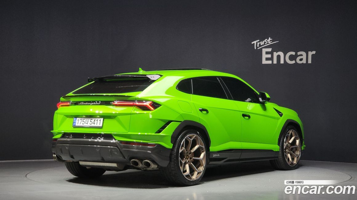 Lamborghini Urus 4.0 V8 Performante, 2024
