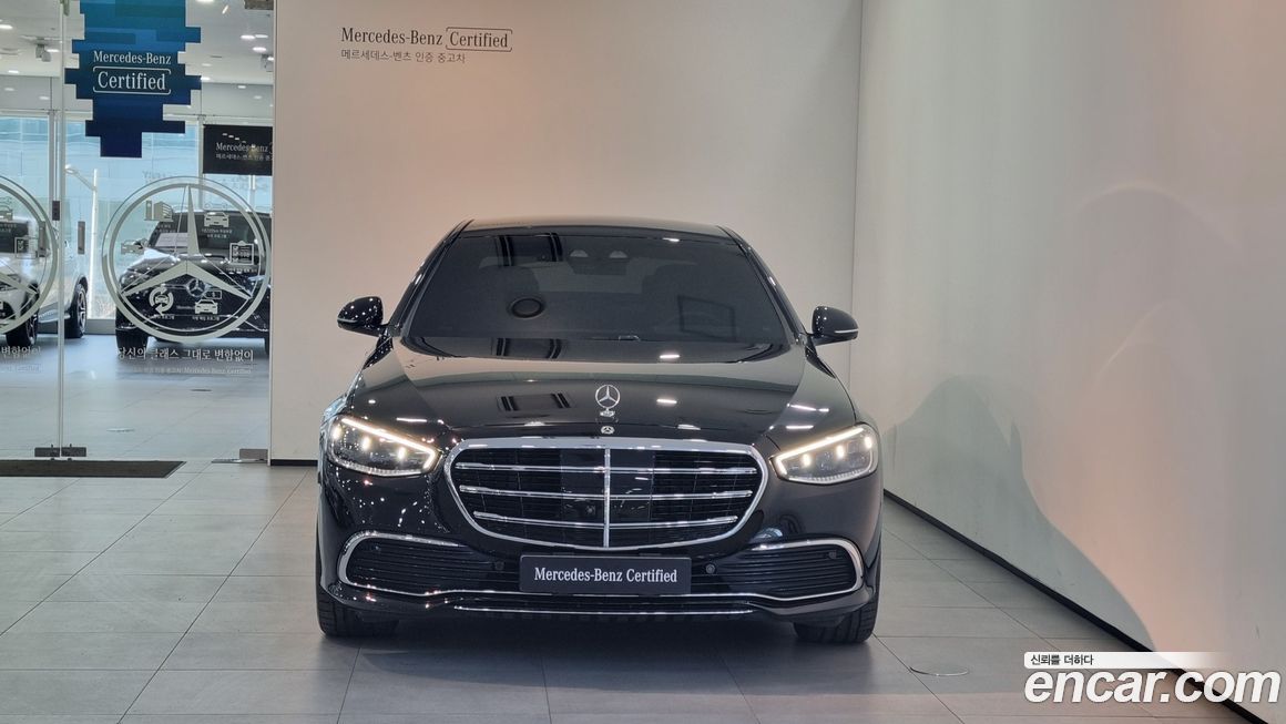 Mercedes-Benz S-Class S350 d 4MATIC, 2025