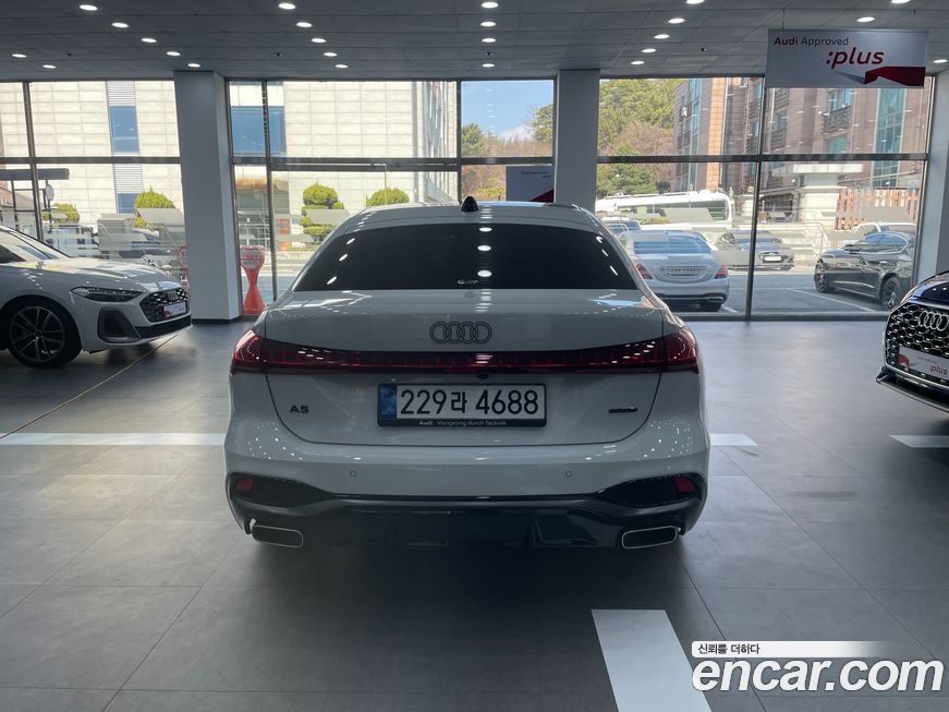 Audi A5 40 TFSI Quattro S Line, 2025