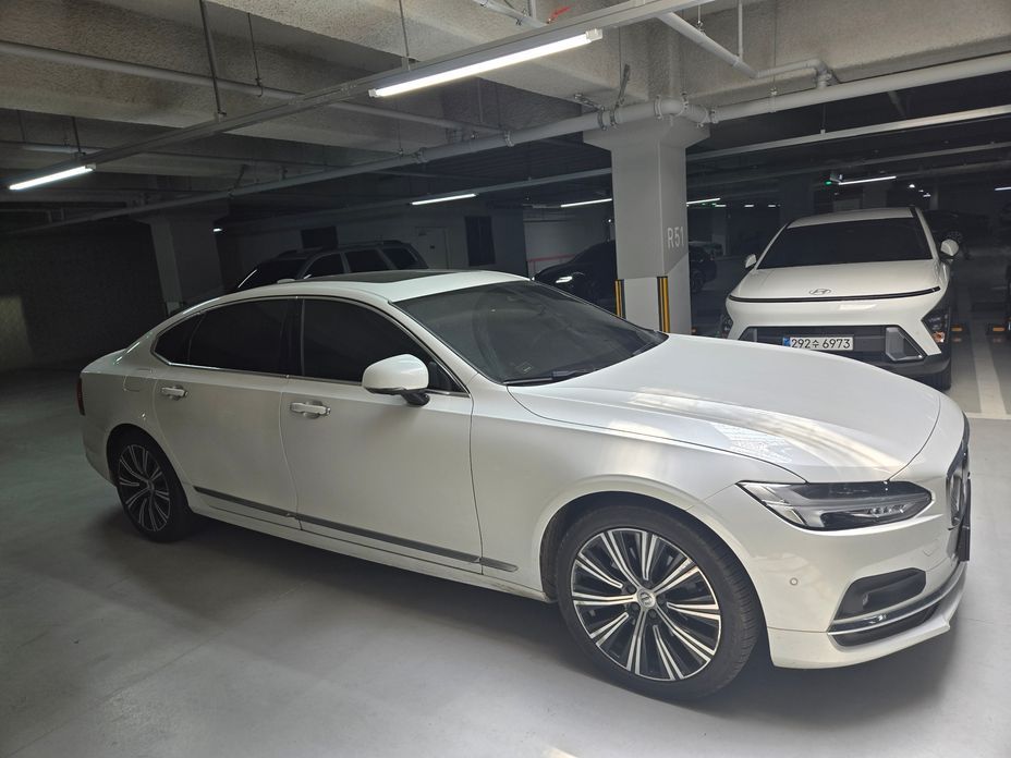 Volvo S90 B5 Ultra Dark, 2023