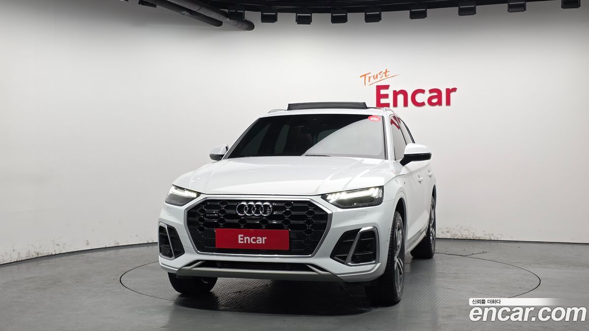 Audi Q5 45 TFSI Quattro Premium, 2022