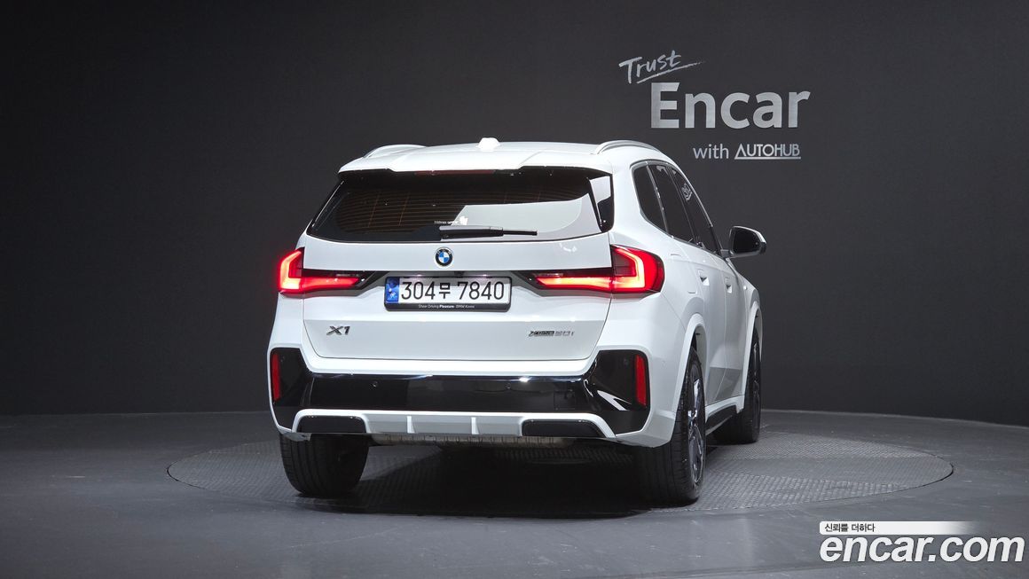 BMW X1 xDrive 20i M Sport, 2024