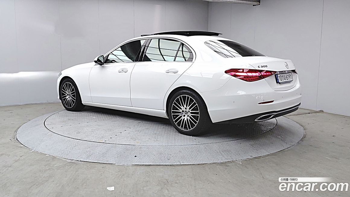 Mercedes-Benz C-Class C300 4MATIC Avantgarde, 2024