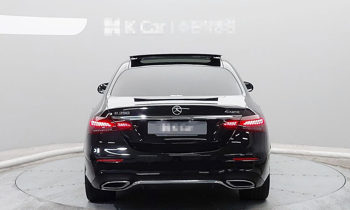 Mercedes-Benz E-Class E350 4MATIC AMG Line, 2022
