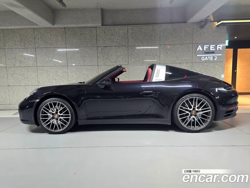 Porsche 911 Targa 4S, 2024