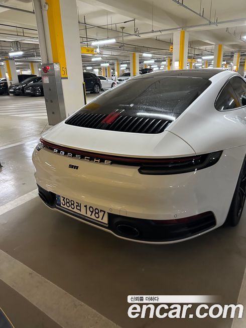 Porsche 911 Carrera, 2021