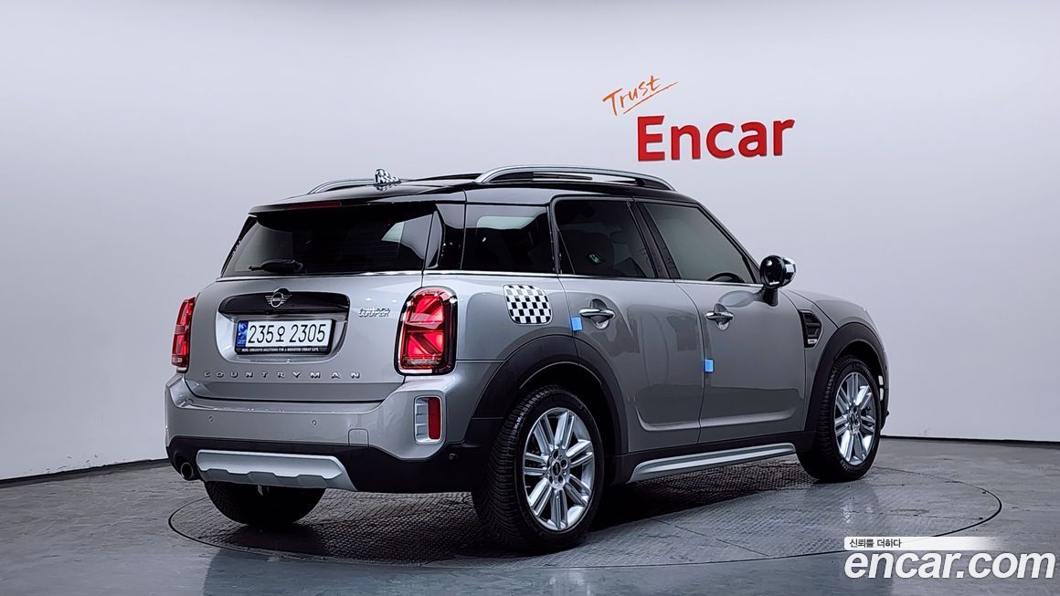 Mini Countryman Classic Plus Launch Pack, 2023