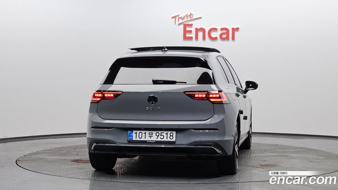 Volkswagen Golf 2.0 TDI Prestige, 2025