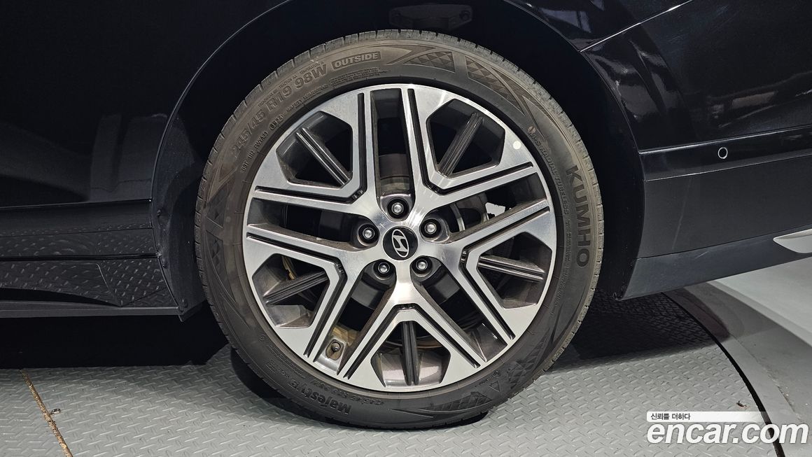 Hyundai Grandeur 2,5 Gasoline 2WD, 2024