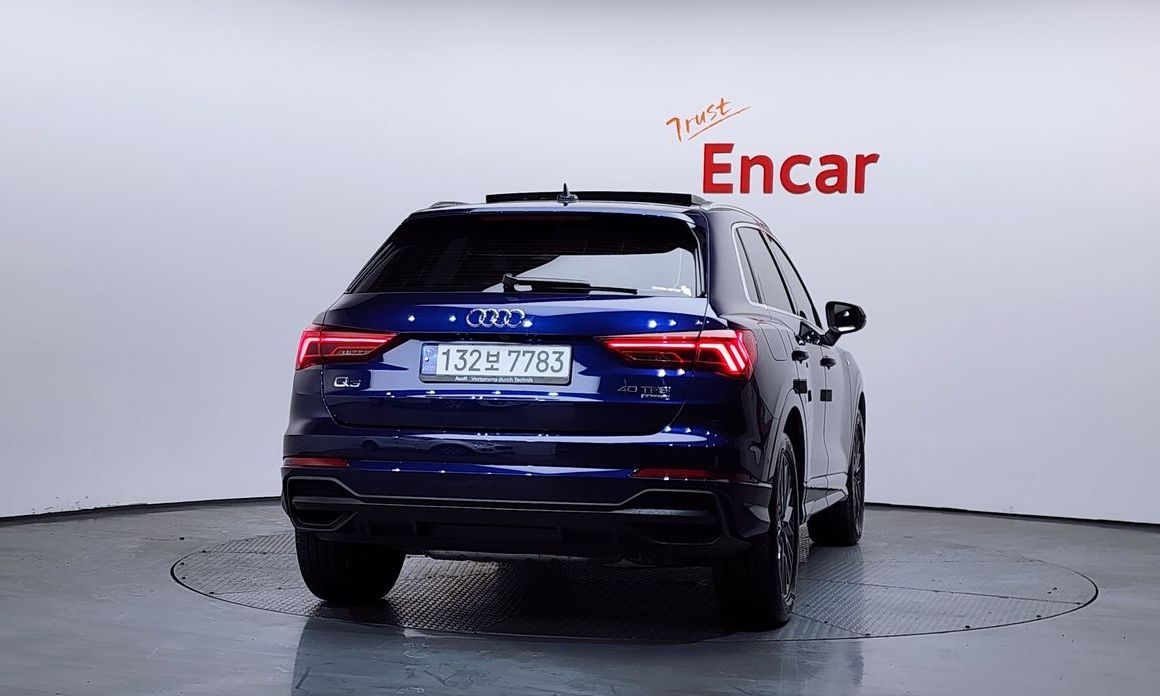 Audi Q3 40 TFSI Quattro Premium, 2024