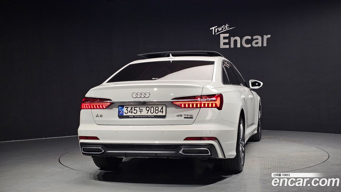 Audi A6 45 TFSI Quattro Premium, 2023