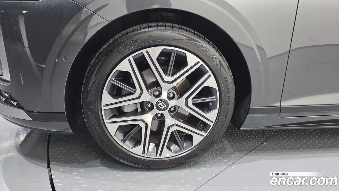 Hyundai Grandeur 2,5 Gasoline 2WD, 2025