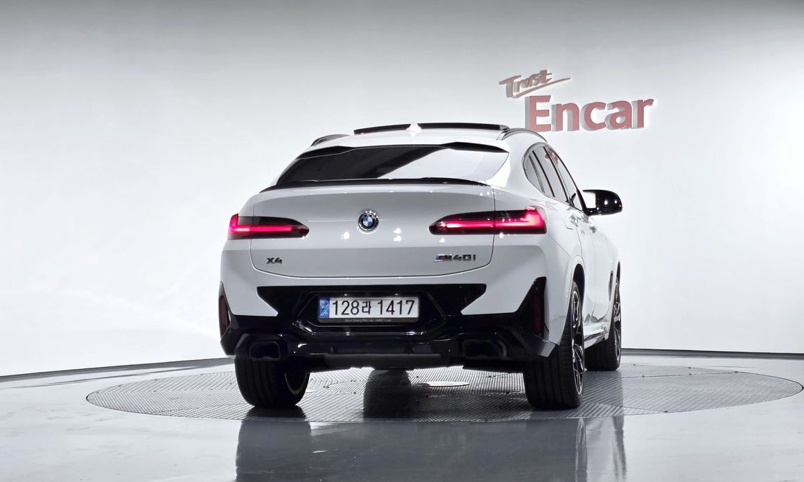 BMW X4 xDrive M40i, 2022