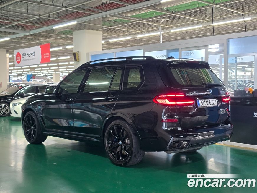 BMW X7 M60i xDrive M sport 6STR, 2025