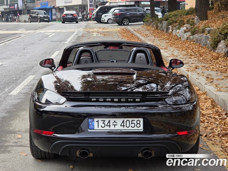 Porsche 718 4.0 GTS, 2024