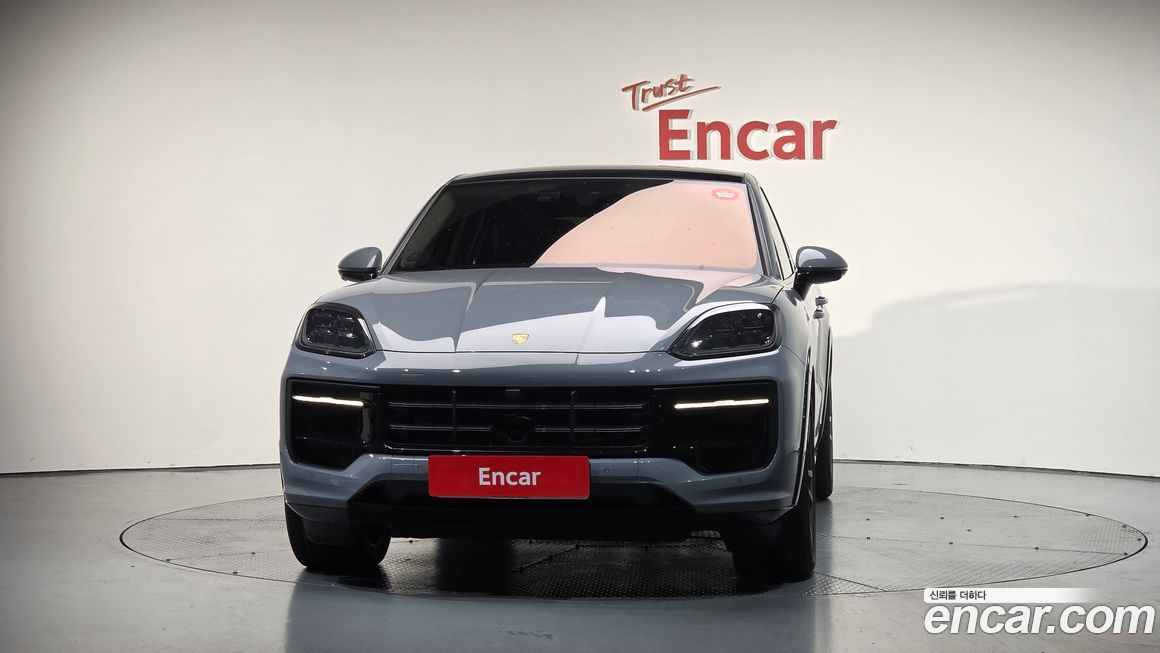 Porsche Cayenne 4.0 GTS Coupe, 2025