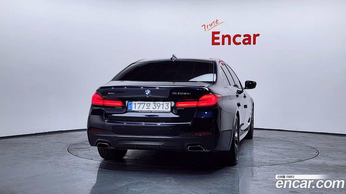 BMW 5-Series 530i xDrive M Sport Package, 2022