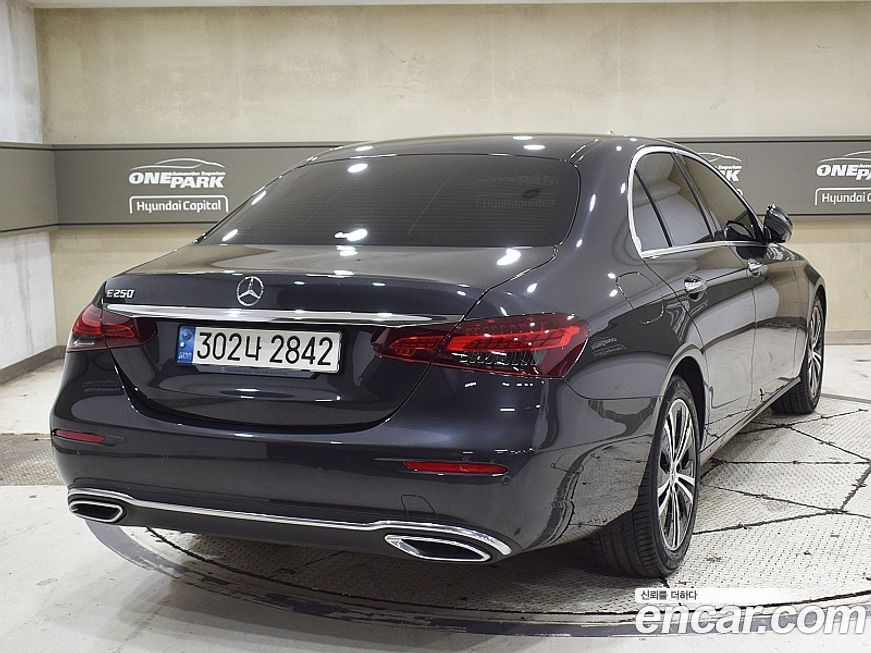 Mercedes-Benz E-Class E250 Avantgarde, 2022