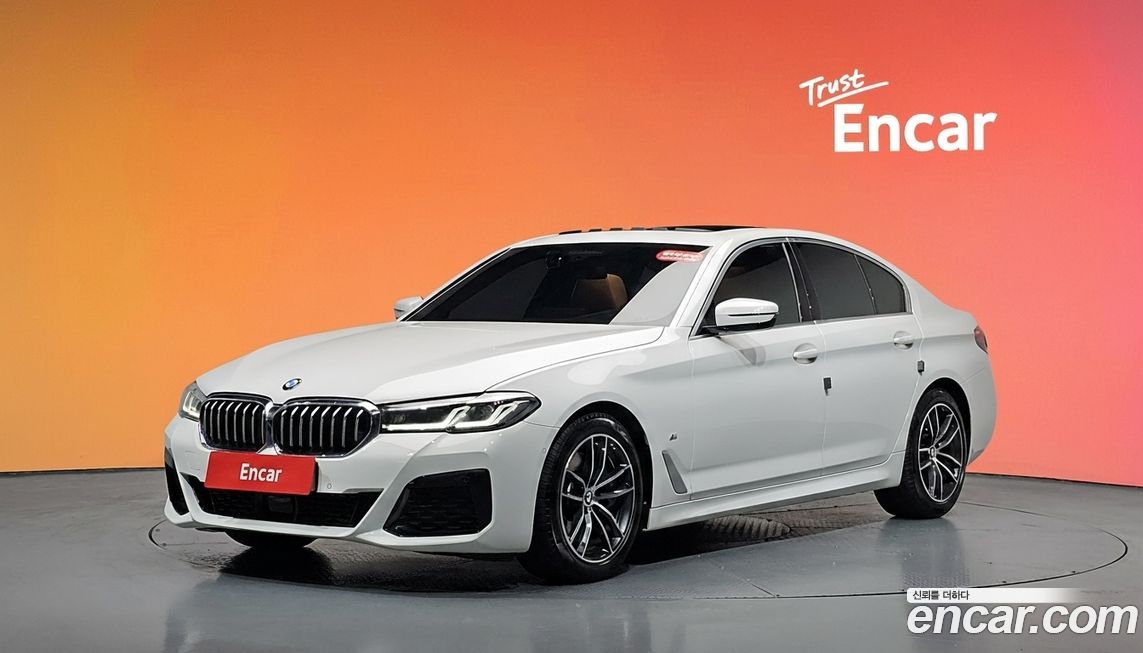 BMW 5-Series 520i M Sport, 2022