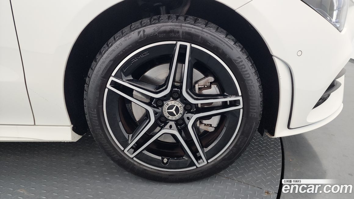 Mercedes-Benz CLA-Class CLA250 4MATIC, 2022