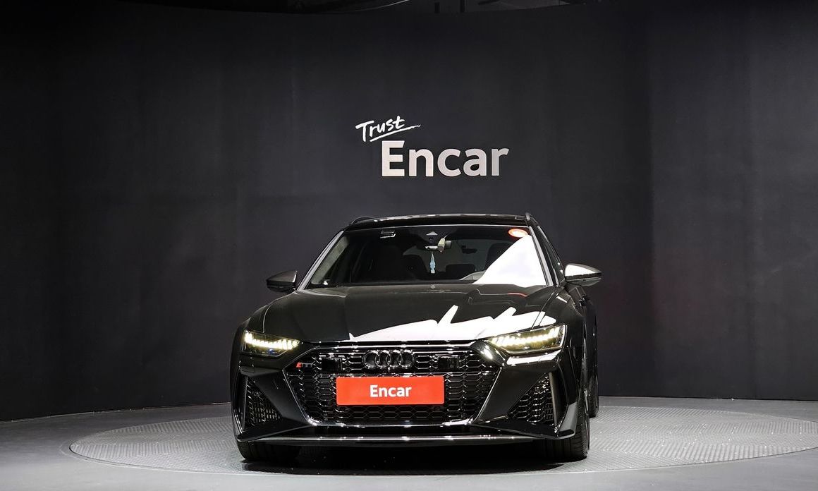Audi RS6 4.0 TFSI Quattro Avant Performance, 2024