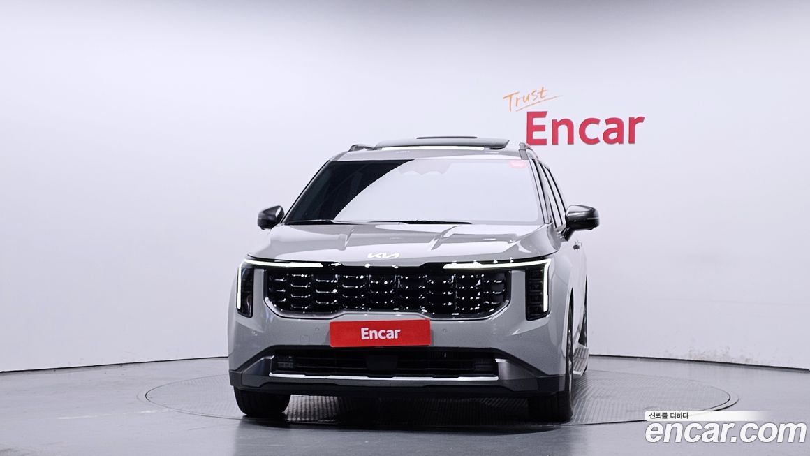 Kia Carnival 9-Seater Gravity, 2025