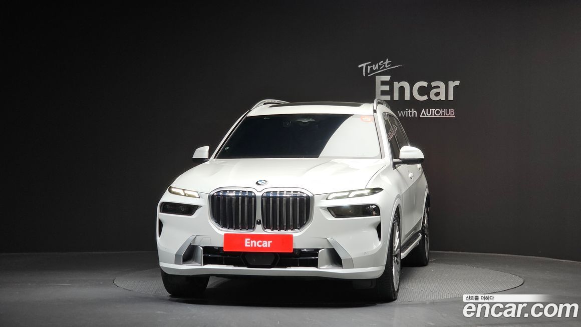 BMW X7 xDrive 40i Design Pure Excellence 7-Seater, 2024