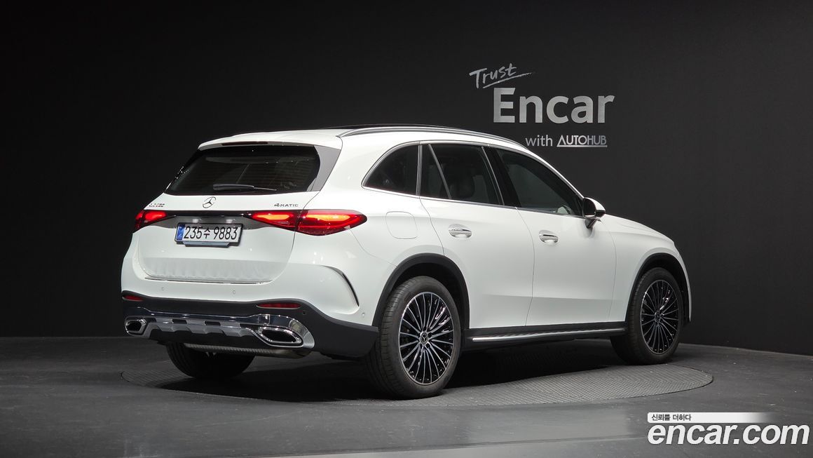 Mercedes-Benz GLC-Class GLC300 4MATIC AMG Line, 2025