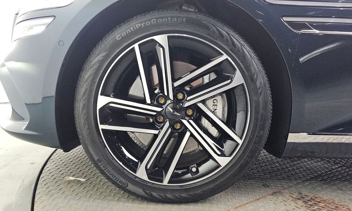 Genesis G80 Gasoline 2.5 Turbo AWD, 2026