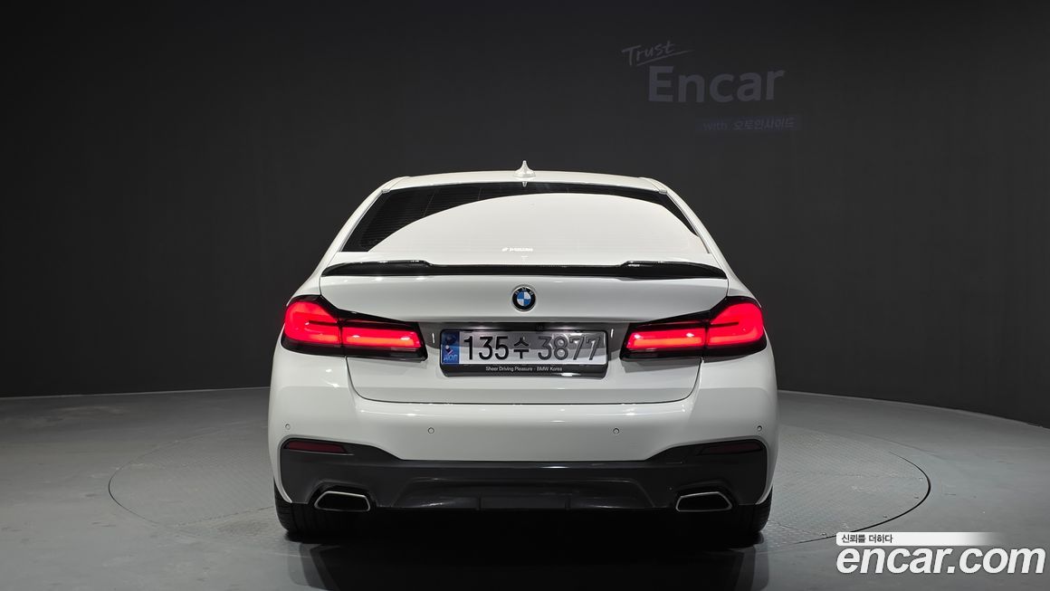 BMW 5-Series 520i M Sport, 2022