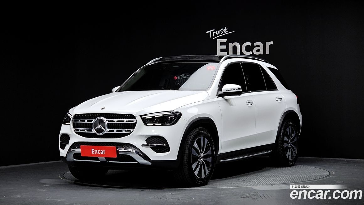 Mercedes-Benz GLE-Class GLE300d 4MATIC, 2025