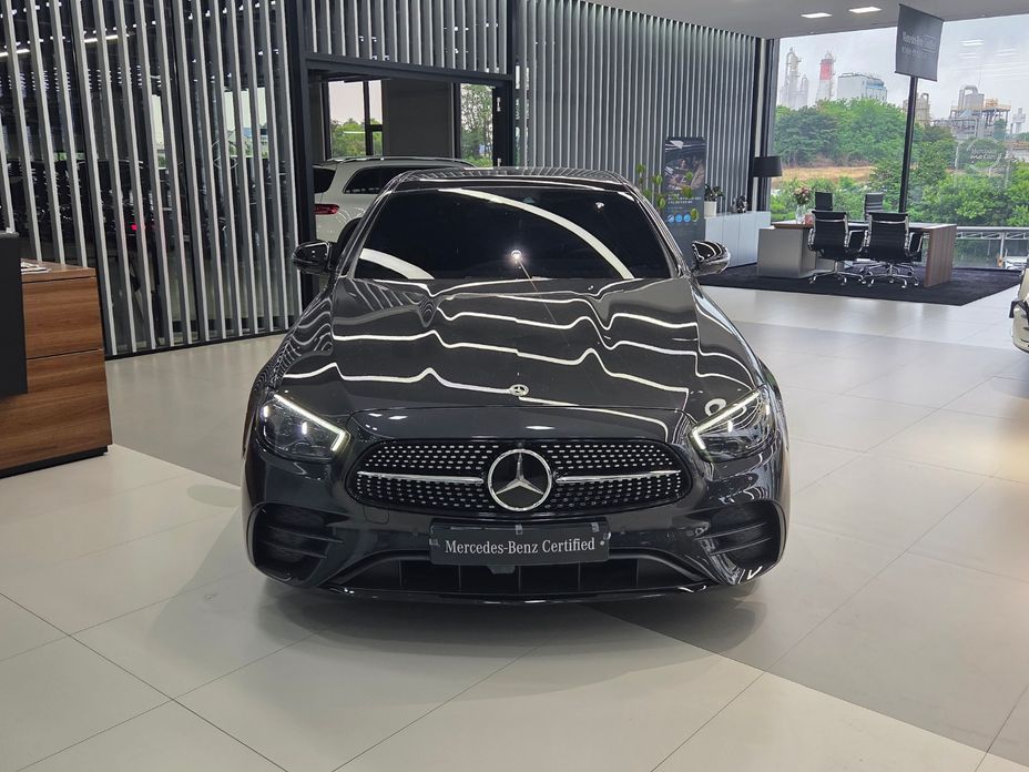 Mercedes-Benz E-Class E350 4MATIC AMG Line, 2023