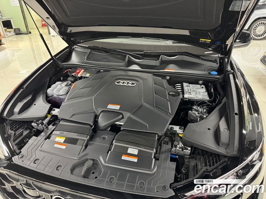 Audi Q8 55 TFSI Quattro Premium, 2026