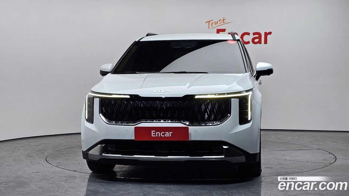 Kia Carnival 9-Seater Signature, 2025