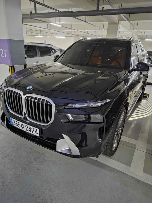 BMW X7 xDrive 40i Design Pure Excellence 7-Seater, 2026